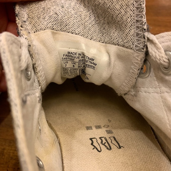 Gray and White Converse All-Stars - Picture 6 of 8